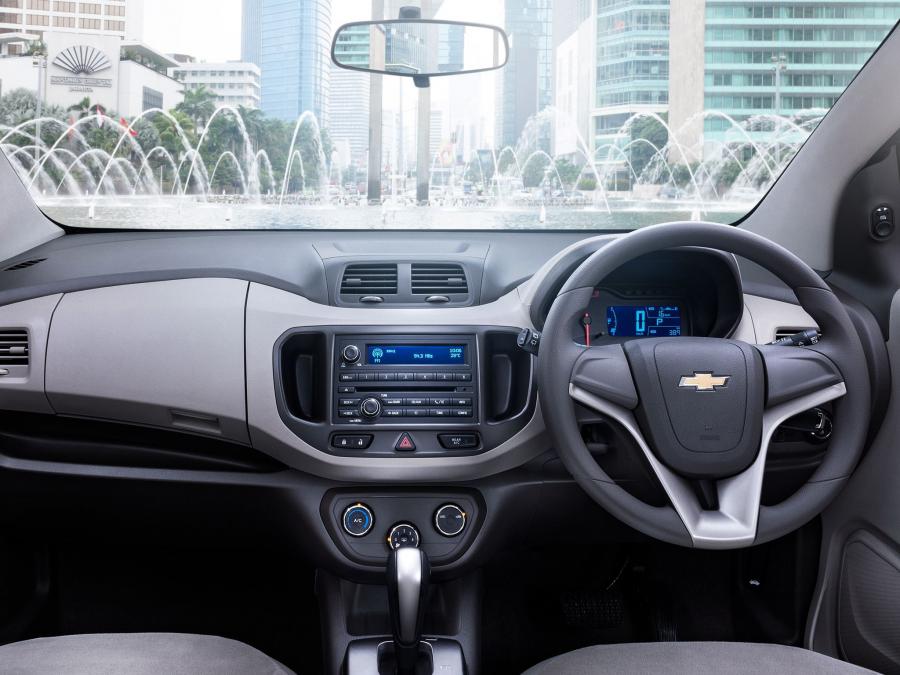 Торпедо Chevrolet Spin 2013 года  (TH) (фото 11 из 16)
